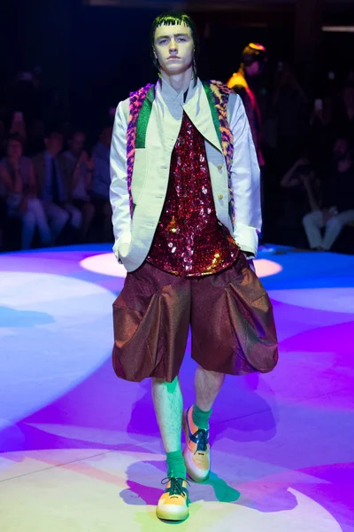 Look 6